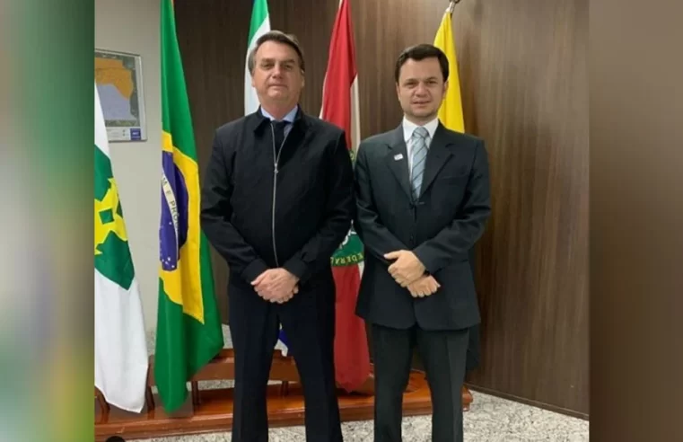 Mais mil aprovados na PF e PRF serão convocados, anuncia Bolsonaro